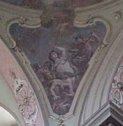La navata della chiesa parrocchiale di S. Lorenzo